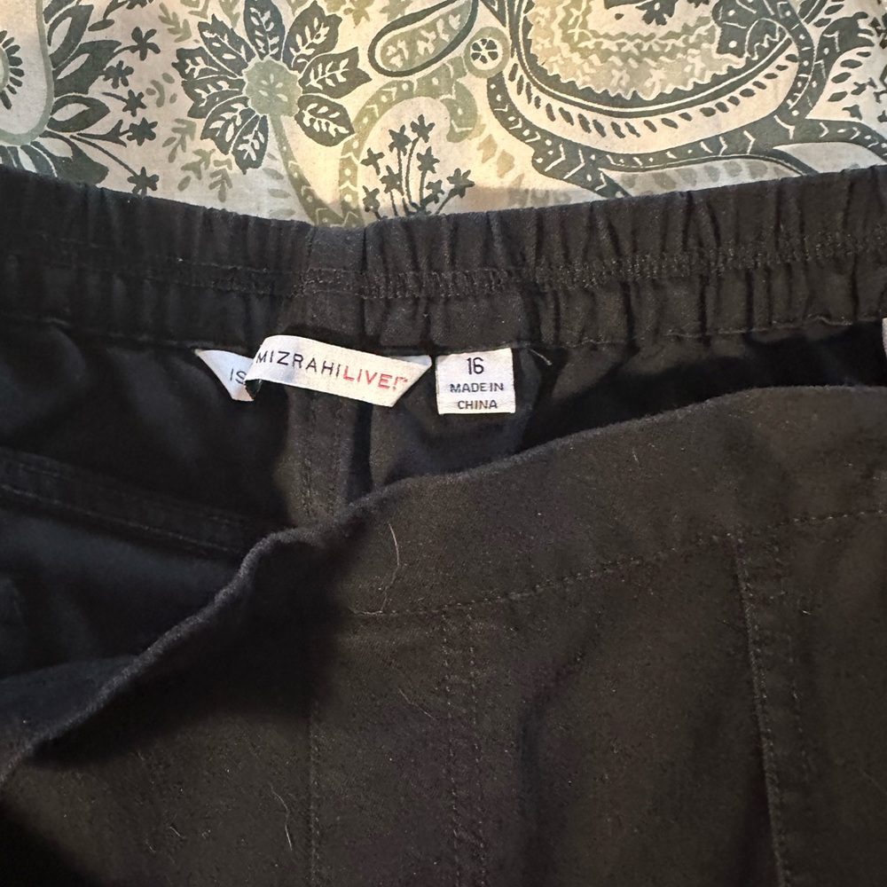 Isaac Mizrahi Black Straight Leg Pants with Elastic Waistband